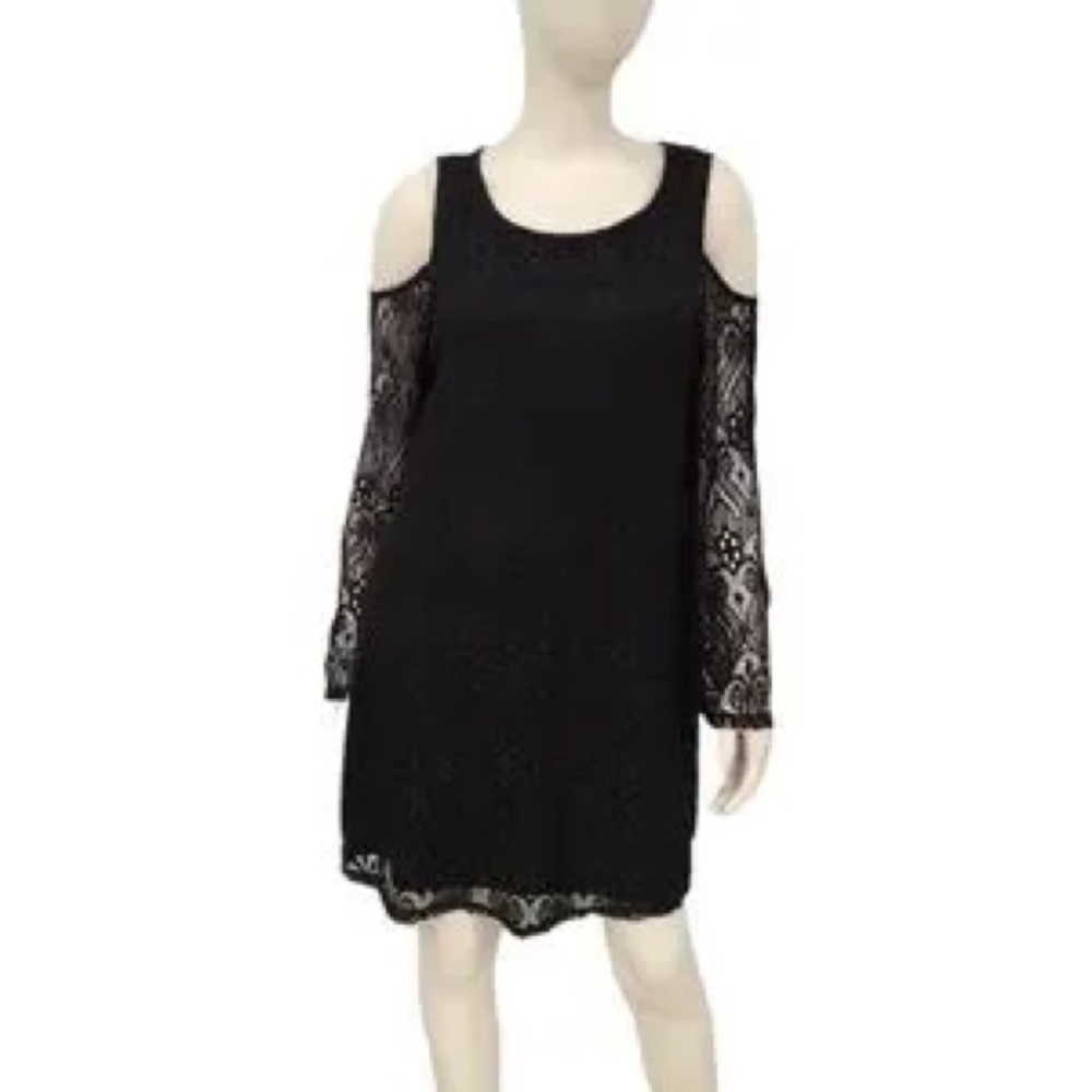 Chic Black Lace Cold Shoulder Midi Dress